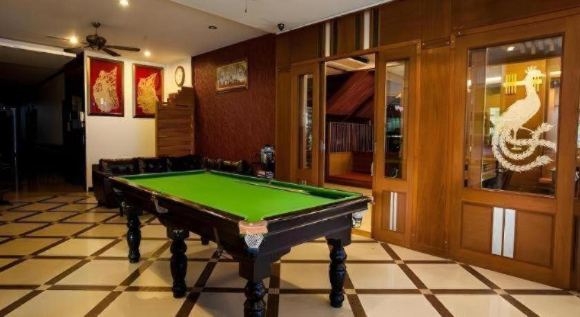 Hotell Triple Rund Place 2*