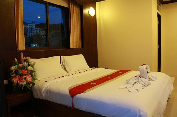 Hotel Triple Rund Place Patong