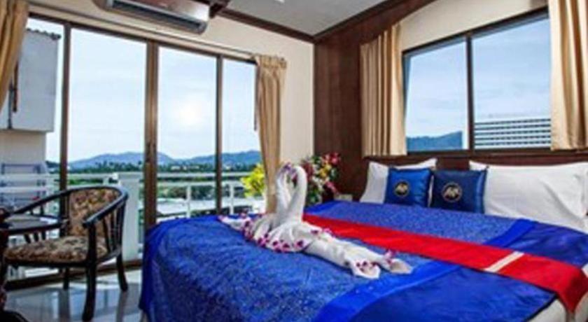 Triple Rund Place Hotel Patong