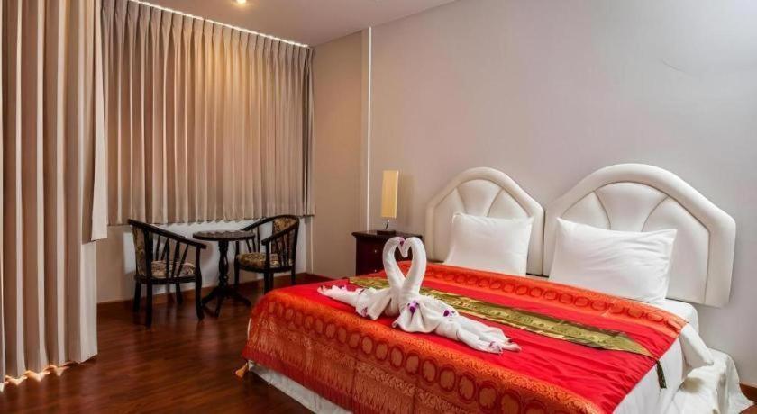 Hotel Triple Rund Place Patong