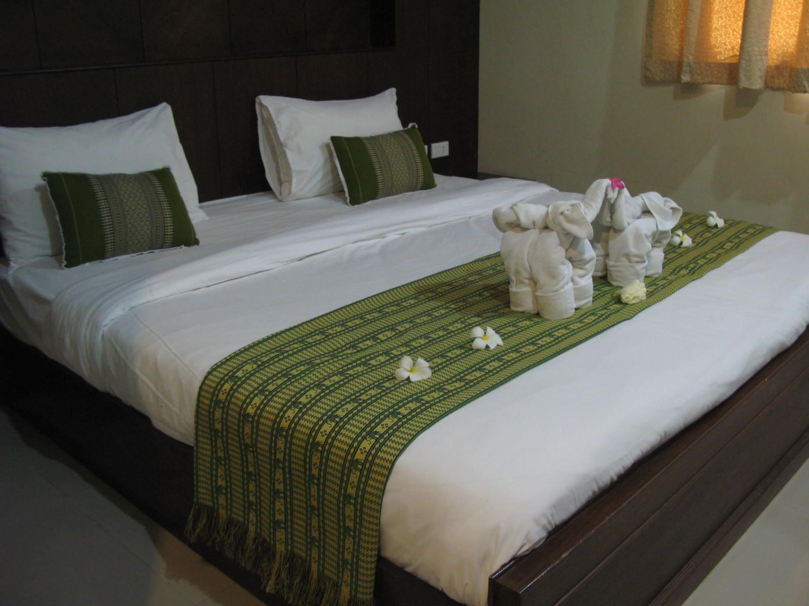 Triple Rund Place Hotel
