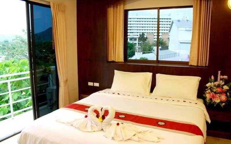 Triple Rund Place Hotel Patong