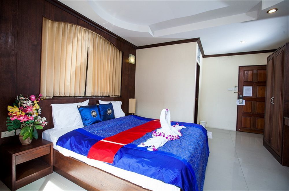Hotel Triple Rund Place Patong