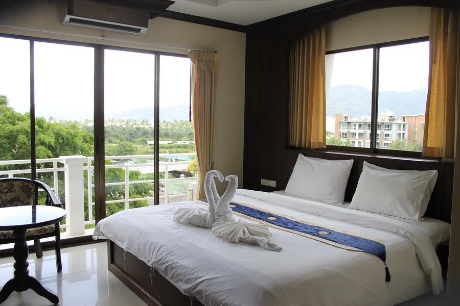 Triple Rund Place Hotel 2*